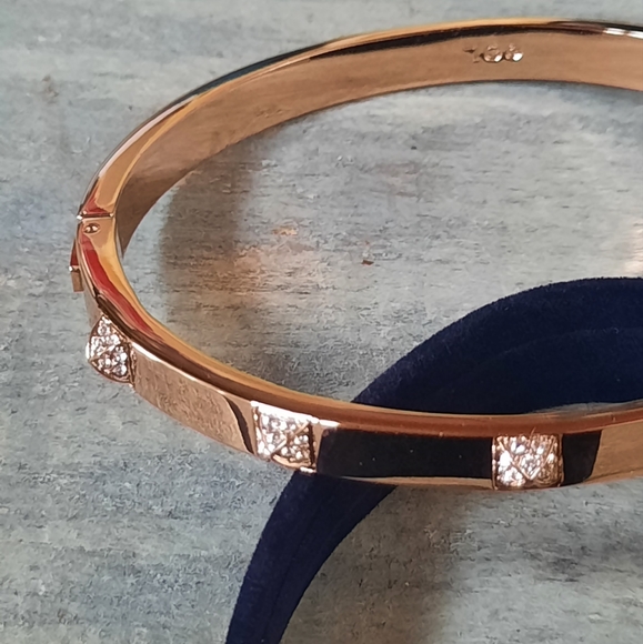 Swarovski Tactic Bangle Bracelet NIB - Picture 12 of 16